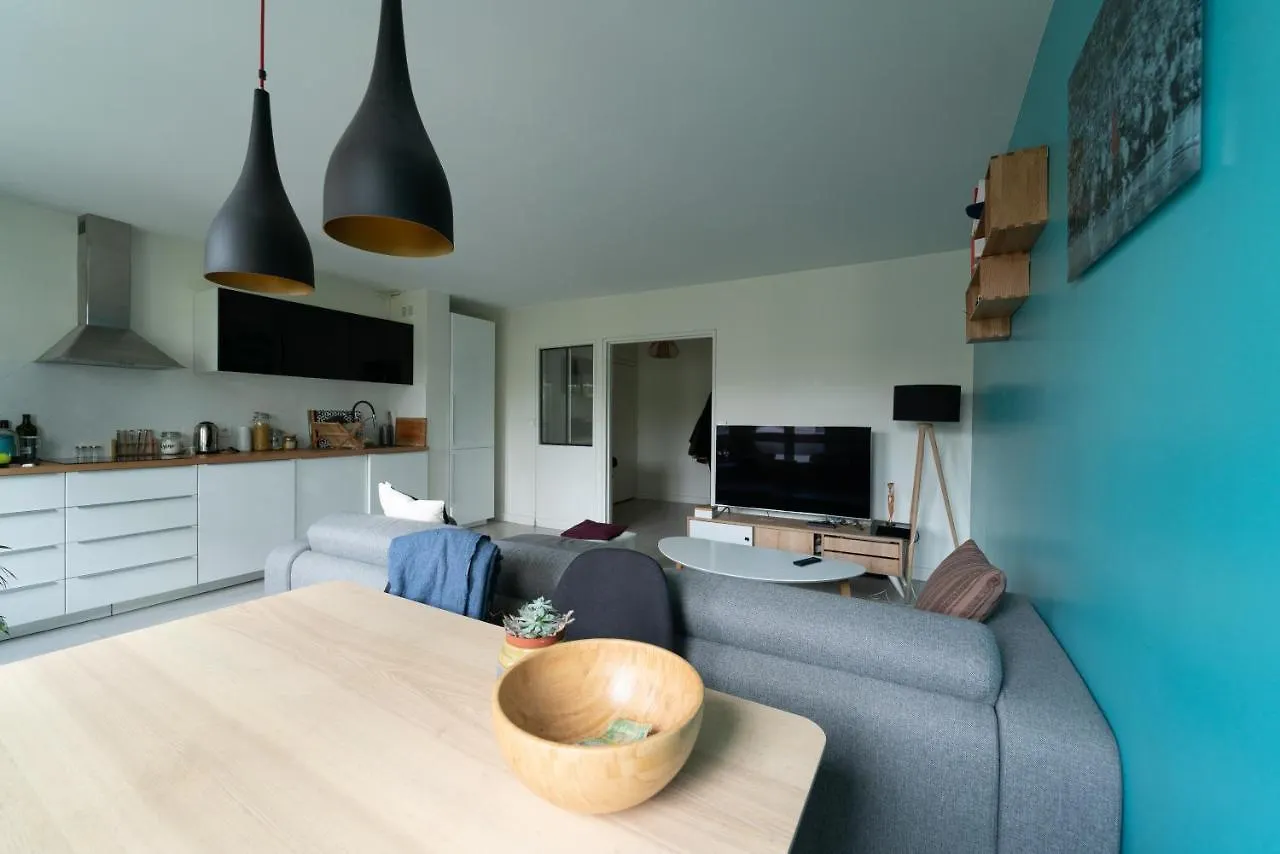 Entire Apartment Paris